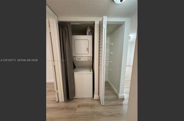 3700 N 56th Ave 1012, Hollywood, FL 33021