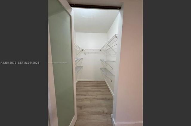 3700 N 56th Ave 1012, Hollywood, FL 33021