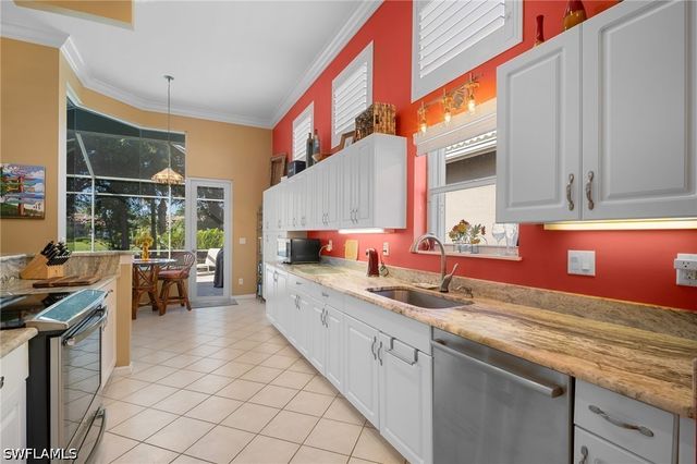 19349 Silver Oak DR, Estero, FL 33967