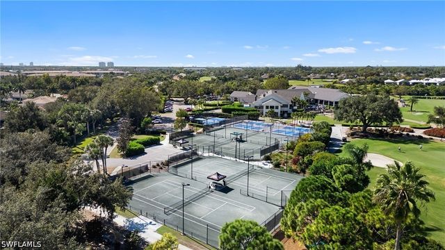 19349 Silver Oak DR, Estero, FL 33967