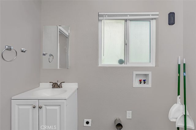 92 E 12th, Merced, CA 95341