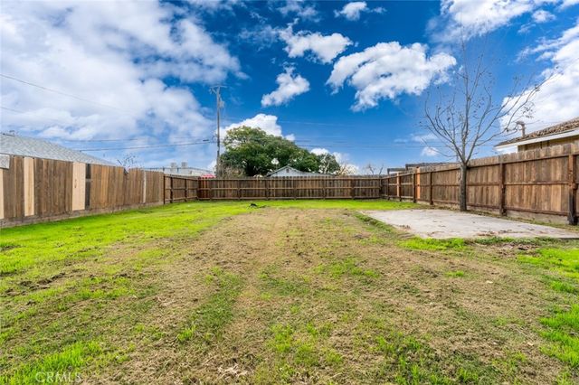 92 E 12th, Merced, CA 95341