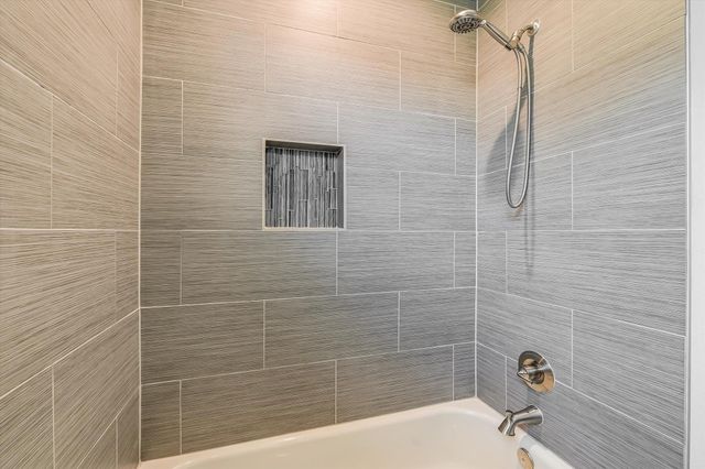 10201 Thomas LN, Dripping Springs, TX 78620