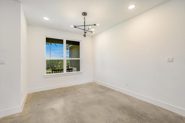 10201 Thomas LN, Dripping Springs, TX 78620