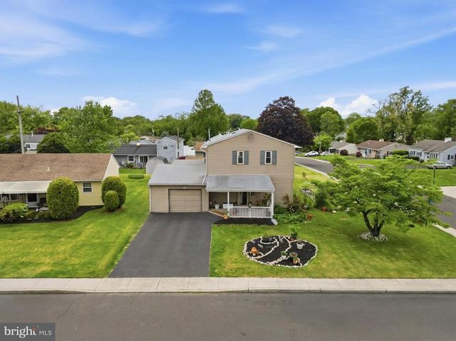 342 CHELSEA RD, Fairless Hills, PA 19030