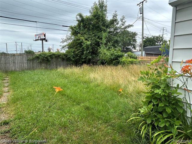11376 Rivard Avenue, Warren, MI 48089
