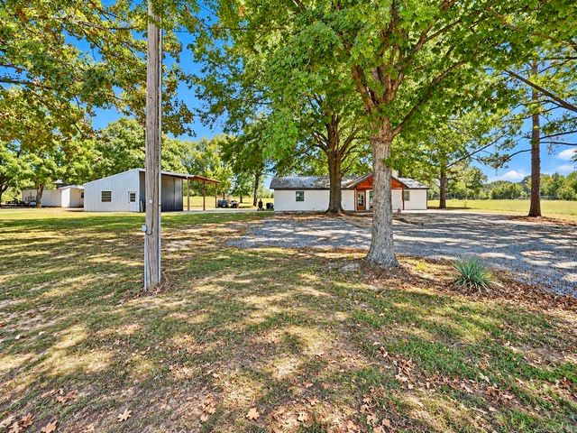 110 bradford Lane, Mcrae, AR 72102