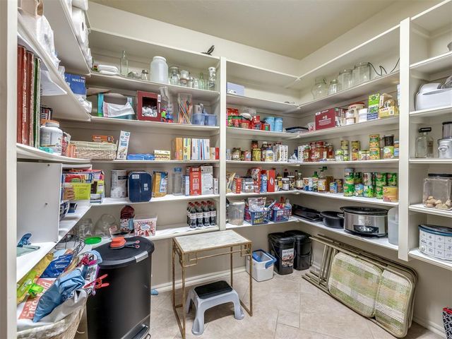 905 Stone Creek Boulevard, Yukon, OK 73099