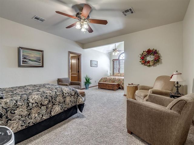 905 Stone Creek Boulevard, Yukon, OK 73099