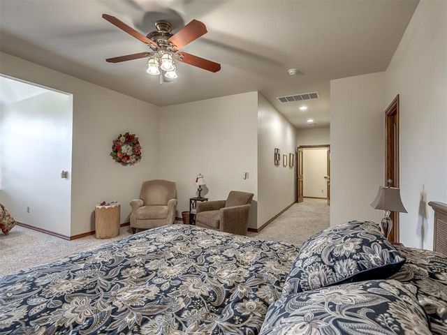 905 Stone Creek Boulevard, Yukon, OK 73099