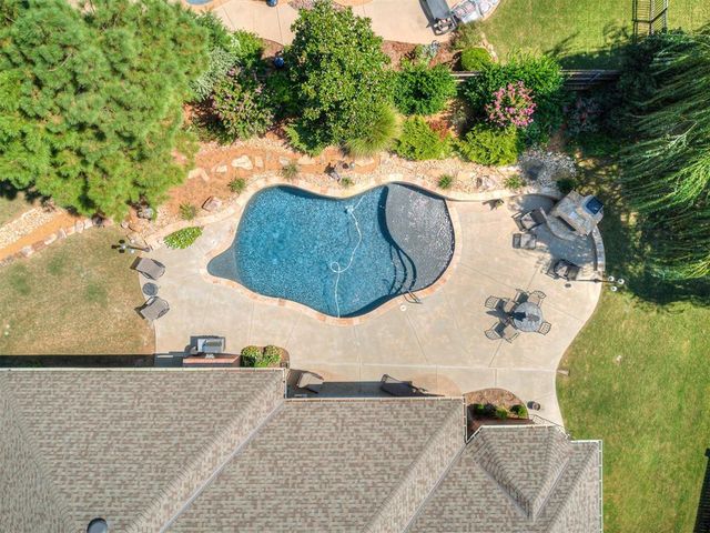 905 Stone Creek Boulevard, Yukon, OK 73099