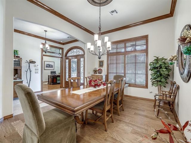 905 Stone Creek Boulevard, Yukon, OK 73099