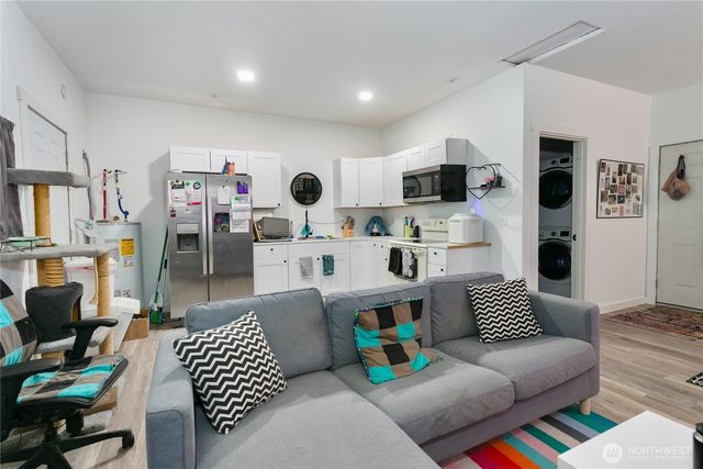 4822 S L Street, Tacoma, WA 98408