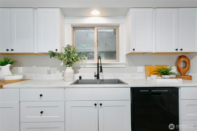 4822 S L Street, Tacoma, WA 98408