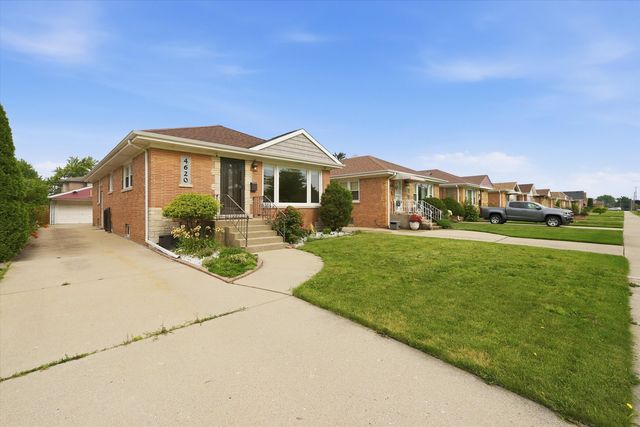 4620 N Ozanam Avenue, Norridge, IL 60706