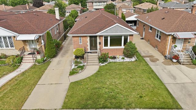 4620 N Ozanam Avenue, Norridge, IL 60706