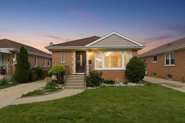 4620 N Ozanam Avenue, Norridge, IL 60706