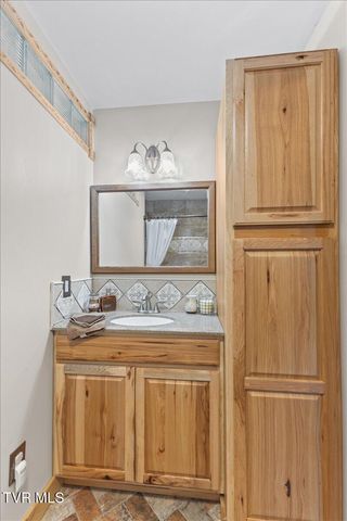 1122 Highway 107, Jonesborough, TN 37659