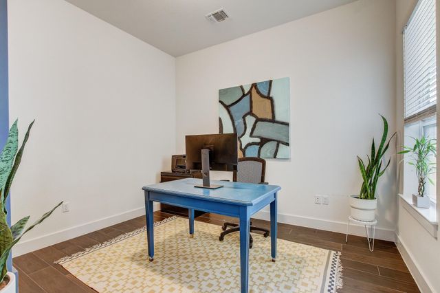 9208 Apogee BLVD, Austin, TX 78744