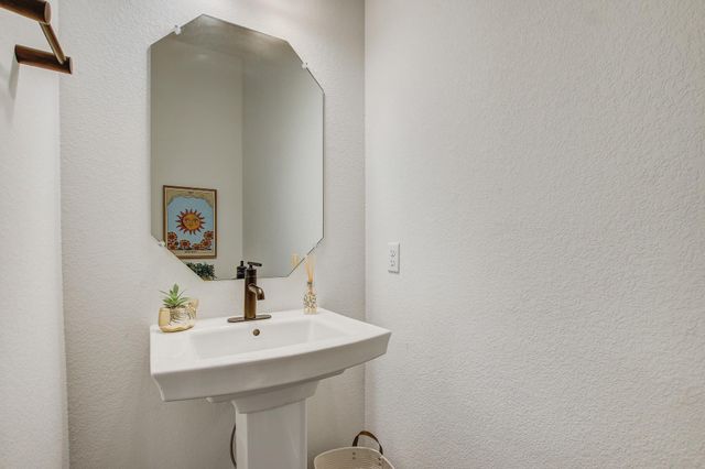 9208 Apogee BLVD, Austin, TX 78744