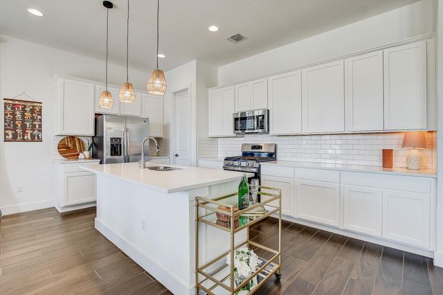 9208 Apogee BLVD, Austin, TX 78744