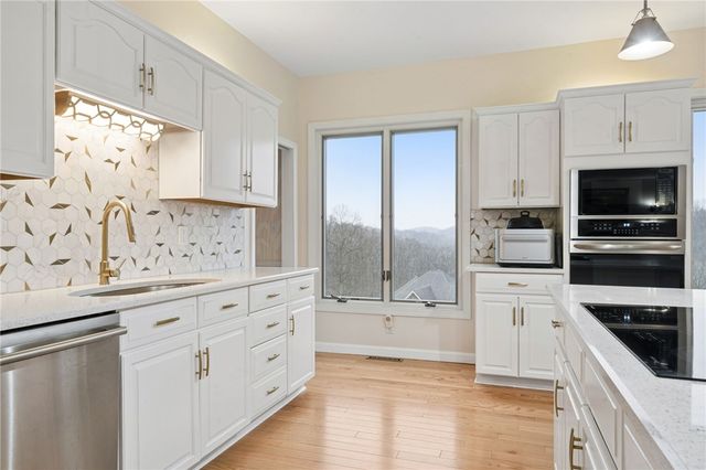 4306 Michel Court, Murrysville, PA 15668