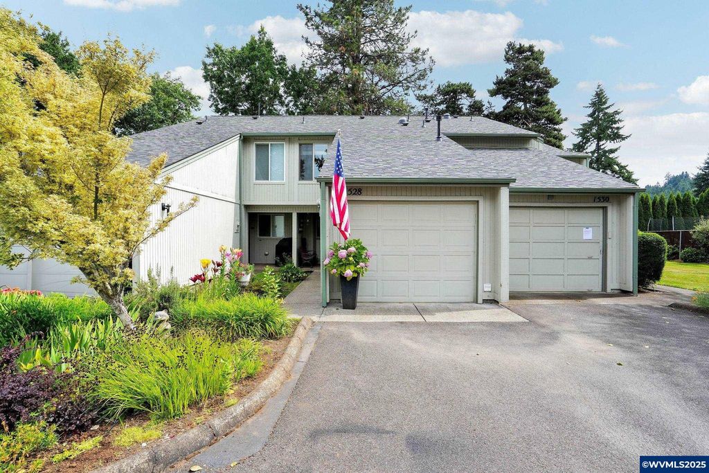 1528 Madras St SE, Salem, OR 97306