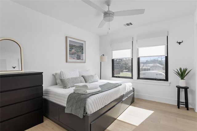 108 Comal ST, Austin, TX 78702