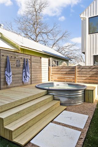 108 Comal ST, Austin, TX 78702