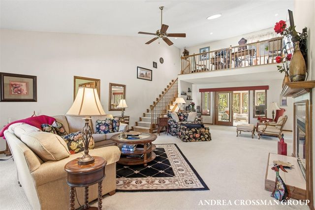 17239 Quail Creek Drive, Spring Lake, MI 49456