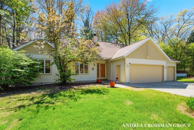 17239 Quail Creek Drive, Spring Lake, MI 49456