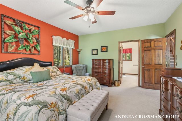 17239 Quail Creek Drive, Spring Lake, MI 49456