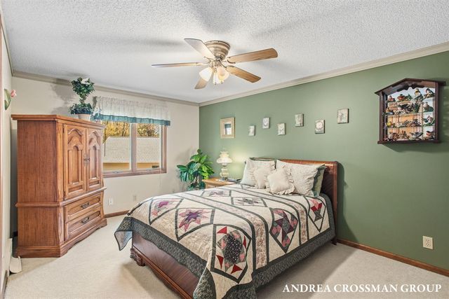 17239 Quail Creek Drive, Spring Lake, MI 49456