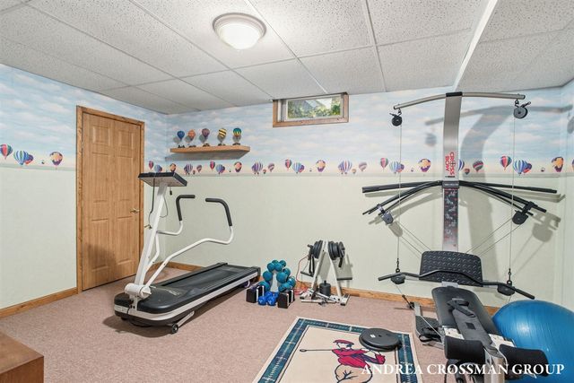 17239 Quail Creek Drive, Spring Lake, MI 49456
