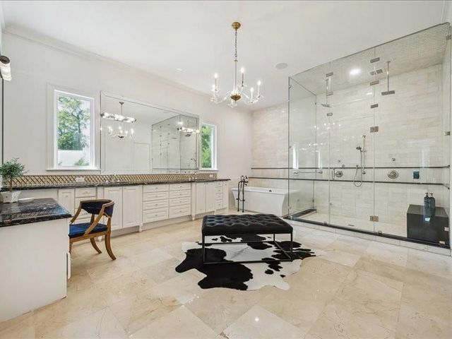 440 Hollow Drive, Houston, TX 77024