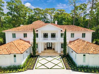 440 Hollow Drive, Houston, TX 77024