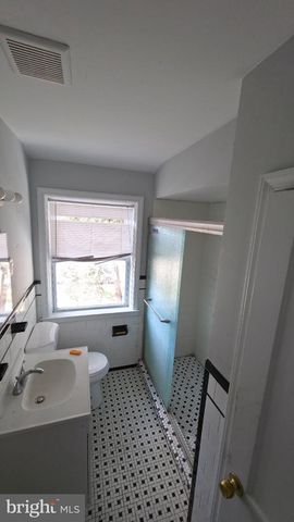 1239 WALTERS AVE, Baltimore, MD 21239
