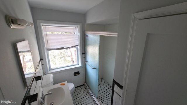1239 WALTERS AVE, Baltimore, MD 21239