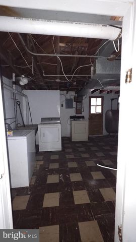 1239 WALTERS AVE, Baltimore, MD 21239