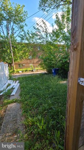 1239 WALTERS AVE, Baltimore, MD 21239