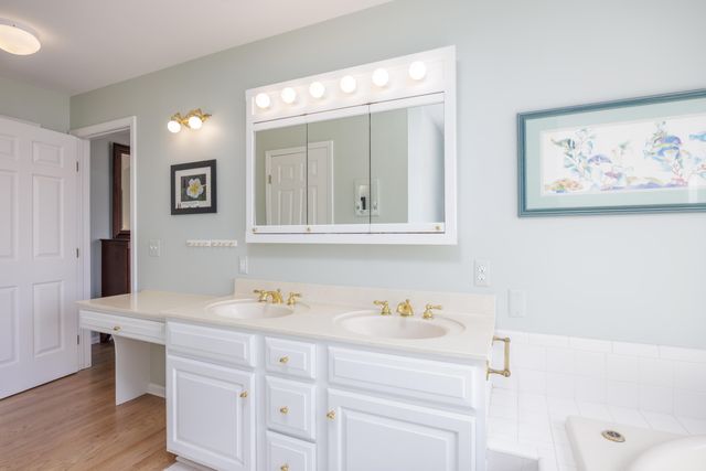 3757 Lake Lapeer Drive, Metamora, MI 48455