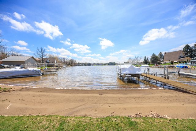 3757 Lake Lapeer Drive, Metamora, MI 48455