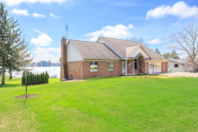 3757 Lake Lapeer Drive, Metamora, MI 48455