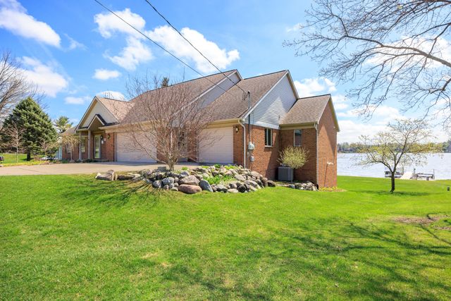 3757 Lake Lapeer Drive, Metamora, MI 48455