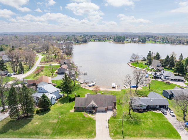 3757 Lake Lapeer Drive, Metamora, MI 48455