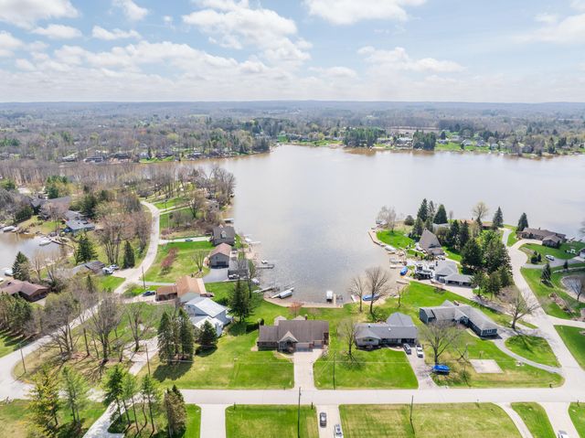 3757 Lake Lapeer Drive, Metamora, MI 48455