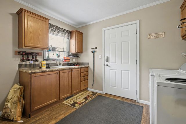 10878 Highway 7, Primm Springs, TN 38476