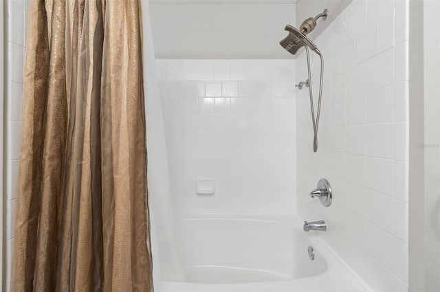 10576 WINDSOR LAKE COURT 41, Tampa, FL 33626