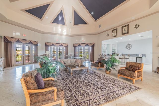 10576 WINDSOR LAKE COURT 41, Tampa, FL 33626