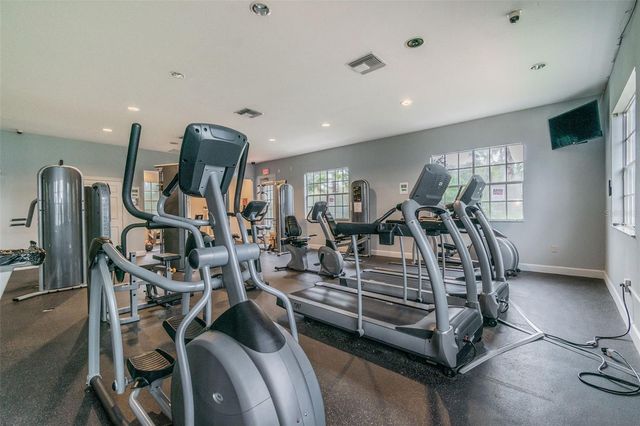 10576 WINDSOR LAKE COURT 41, Tampa, FL 33626